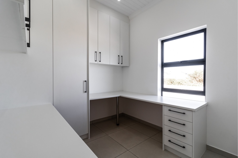3 Bedroom Property for Sale in Velddrif Western Cape